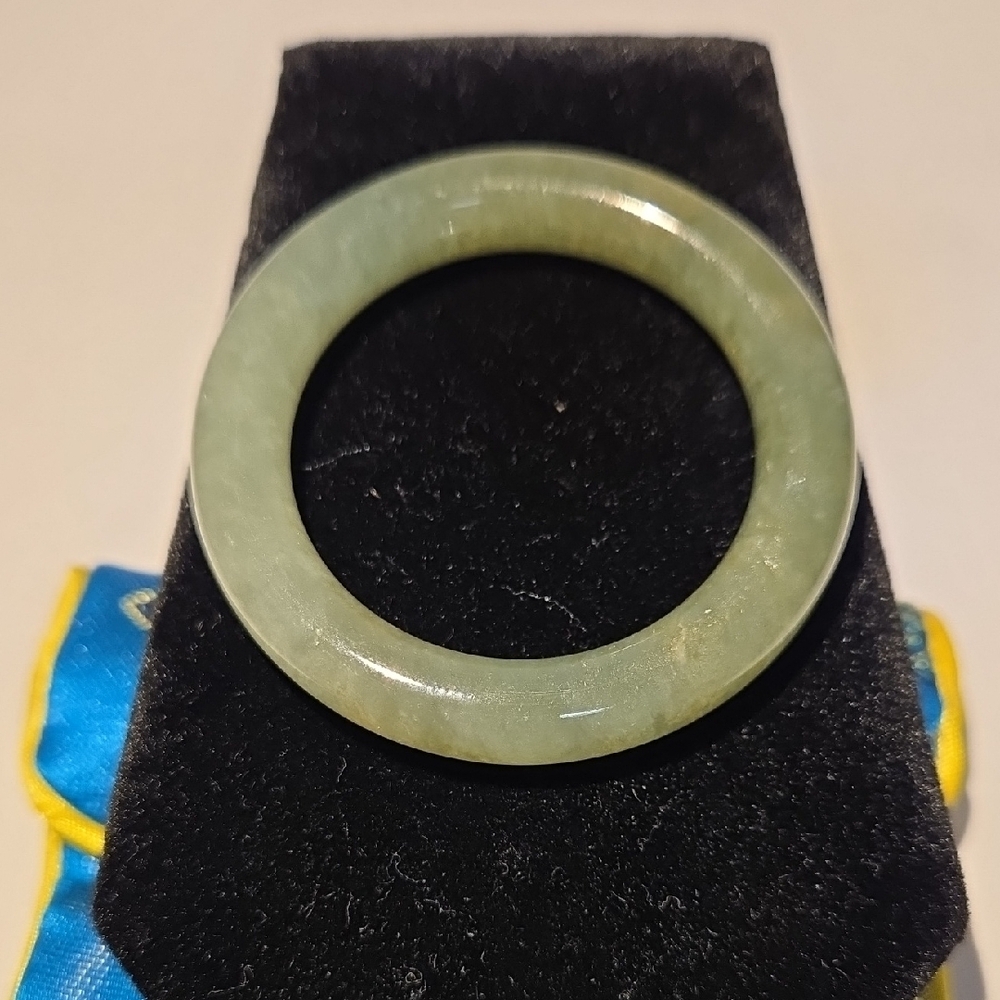 Vntg Dark Green Jadeite Baby Bangle New Old Stock 31mm Inside 8mm Thickness - Picture 2 of 9